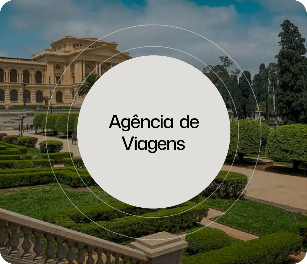 Jardins e fachada do Museu Paulista (Museu do Ipiranga), em São Paulo
